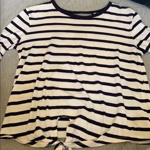 Blue and white knot shirt